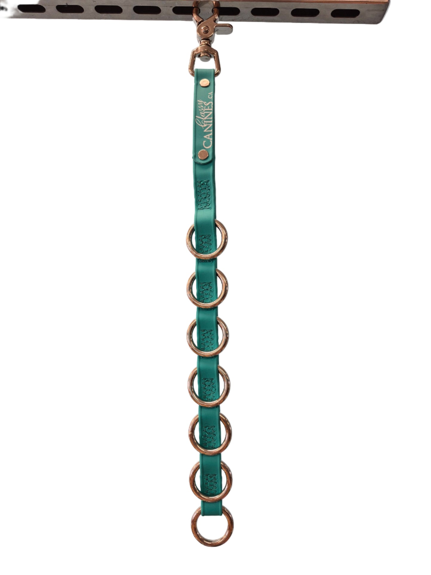 Loops, Belly Bands, Slip Leash & Groomer’s 3rd Hand
