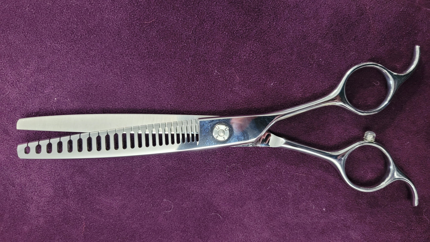 Ghost Shears - Blender Chunker