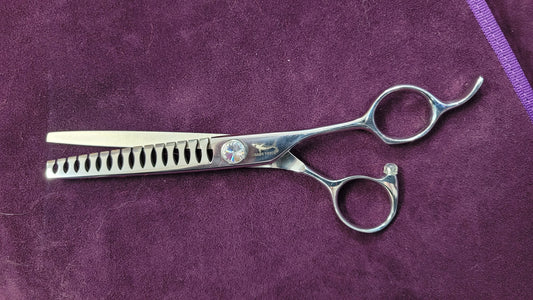 Shark Teeth 5 Star Series Scissors - Blending Thinners