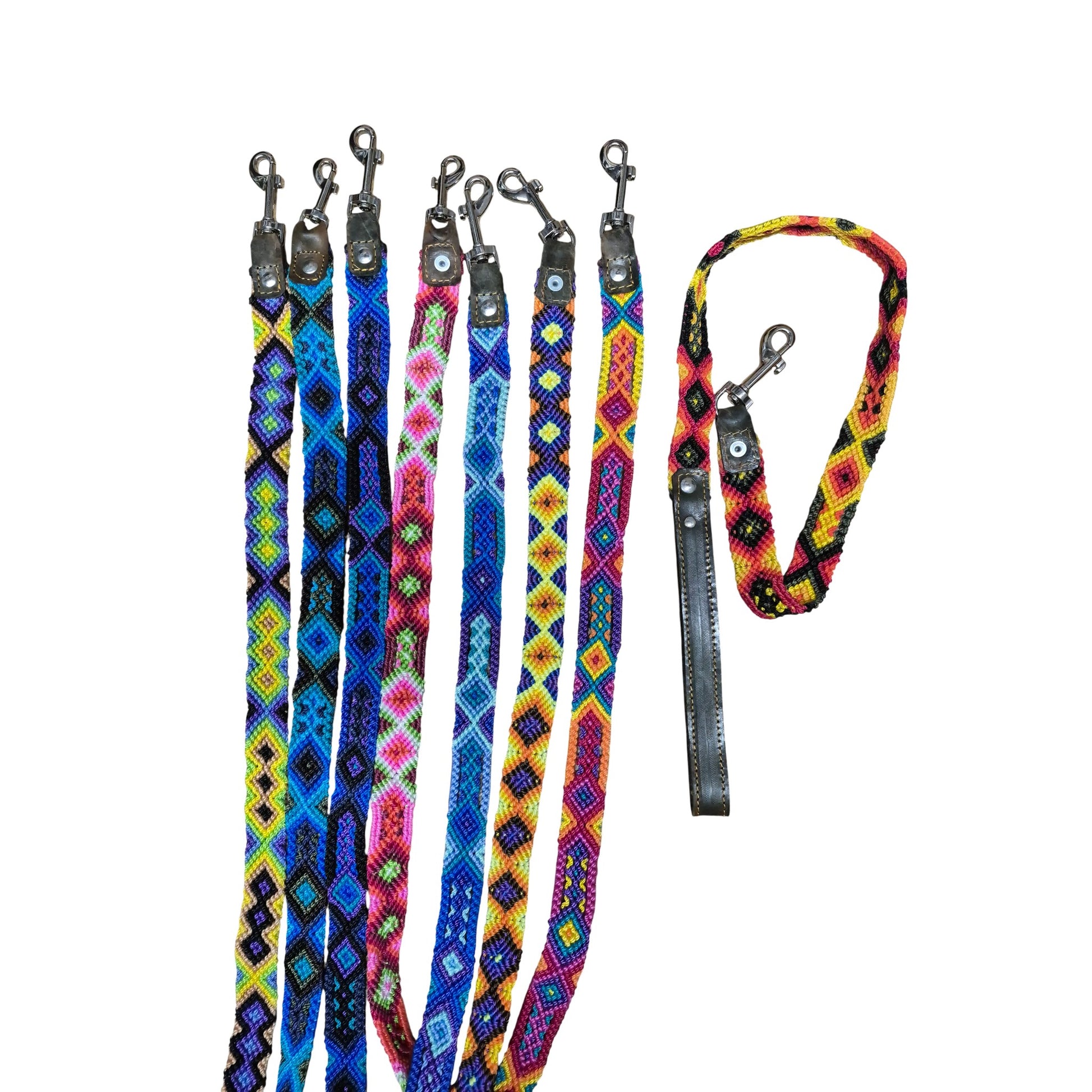Colourful CollarPet handcrafted dog leashes hand-braided by artisans in Chiapas, Mexico
